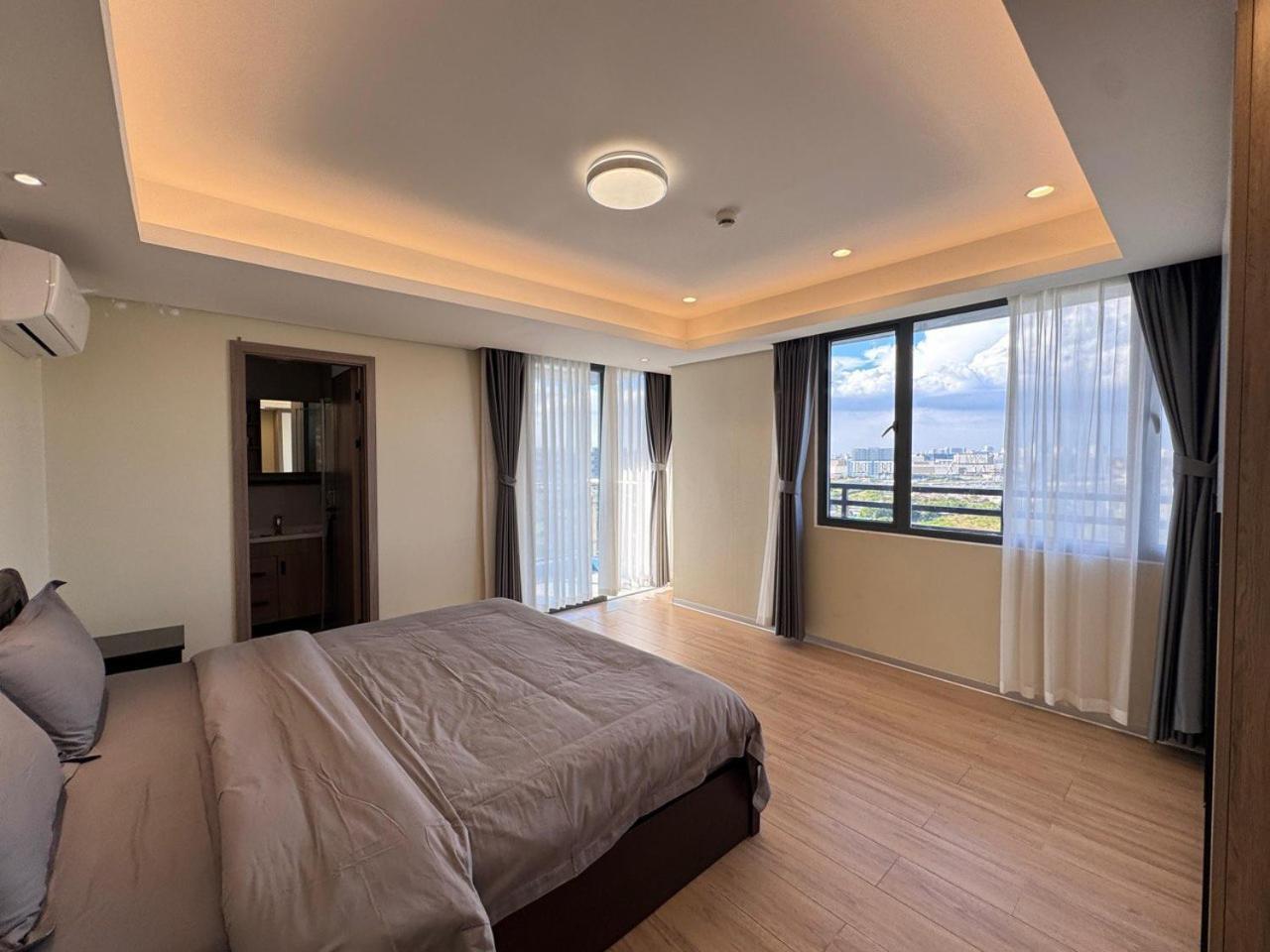 L Condotel Paranaque City Room photo